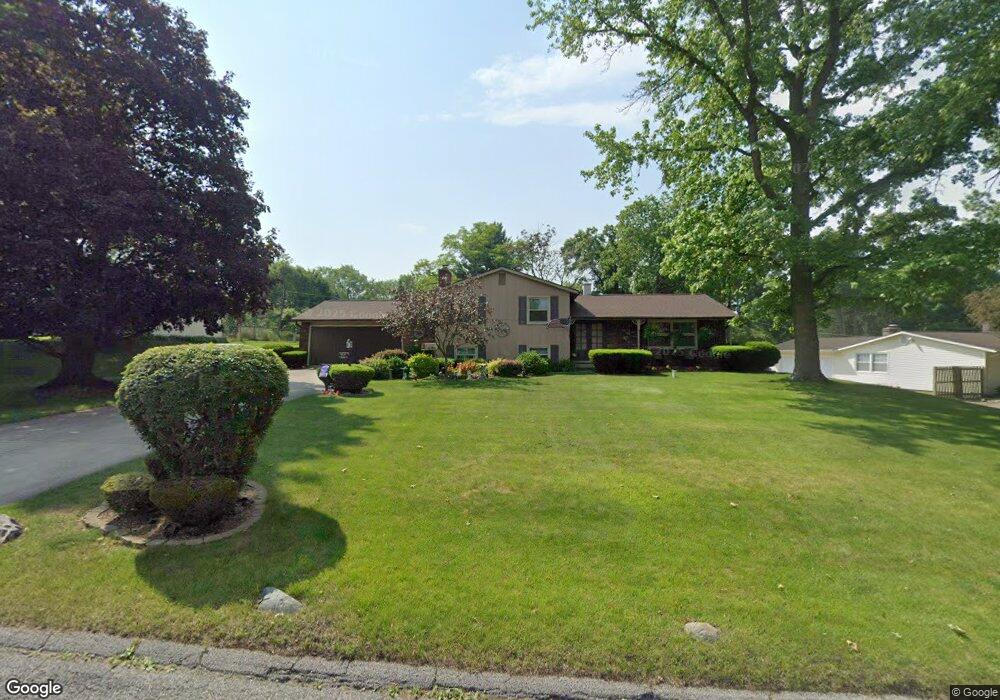 18192 Heatherfield Dr, South Bend, IN 46637 - photo 1