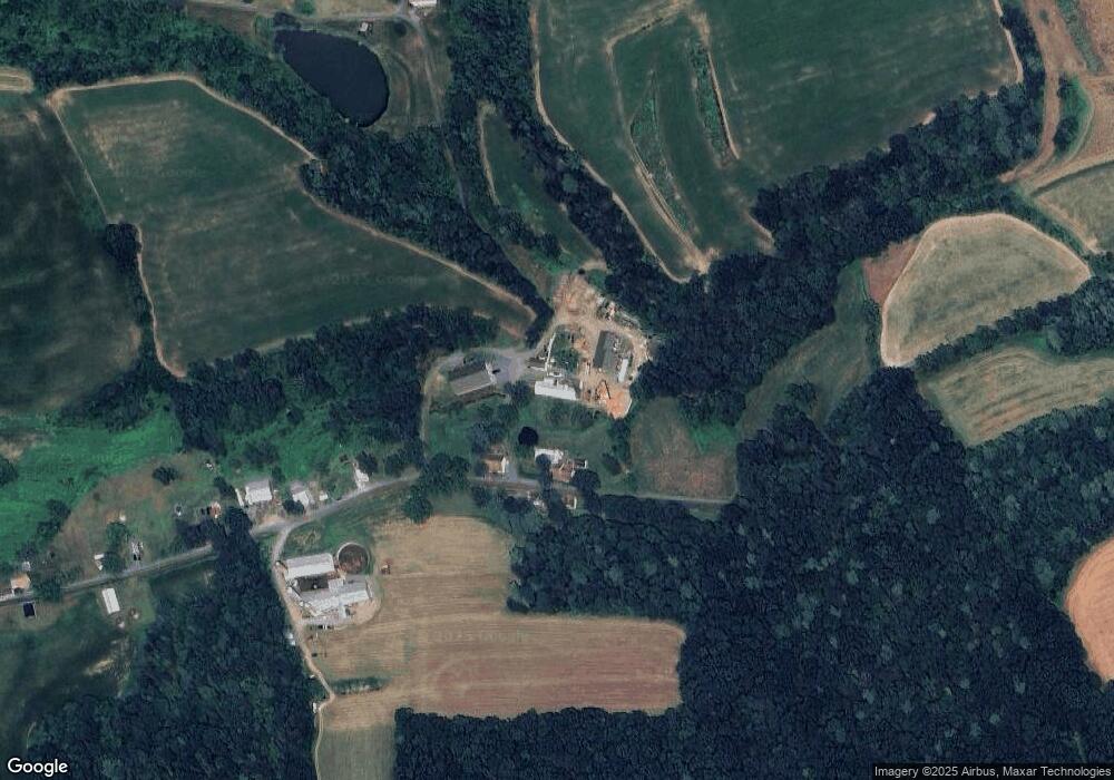 245 E Schmaltzdahl Rd, New Ringgold, PA 17960 - photo 1