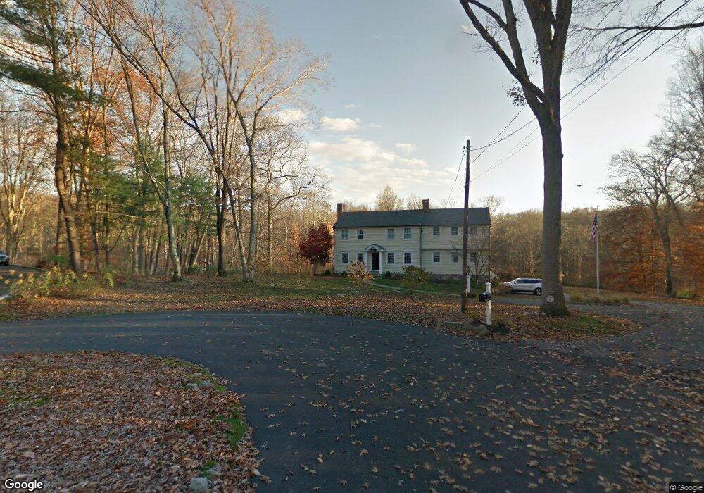 282 Jonathan Rd, New Canaan, CT 06840 - photo 1