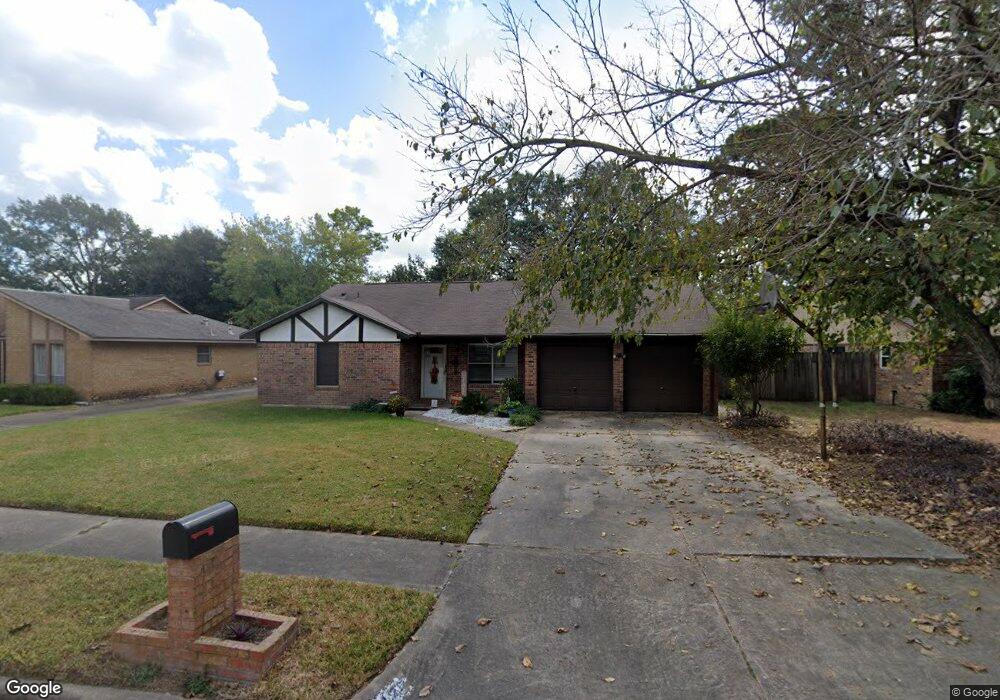 6127 Elkwood Forest Dr, Houston, TX 77088 - photo 1