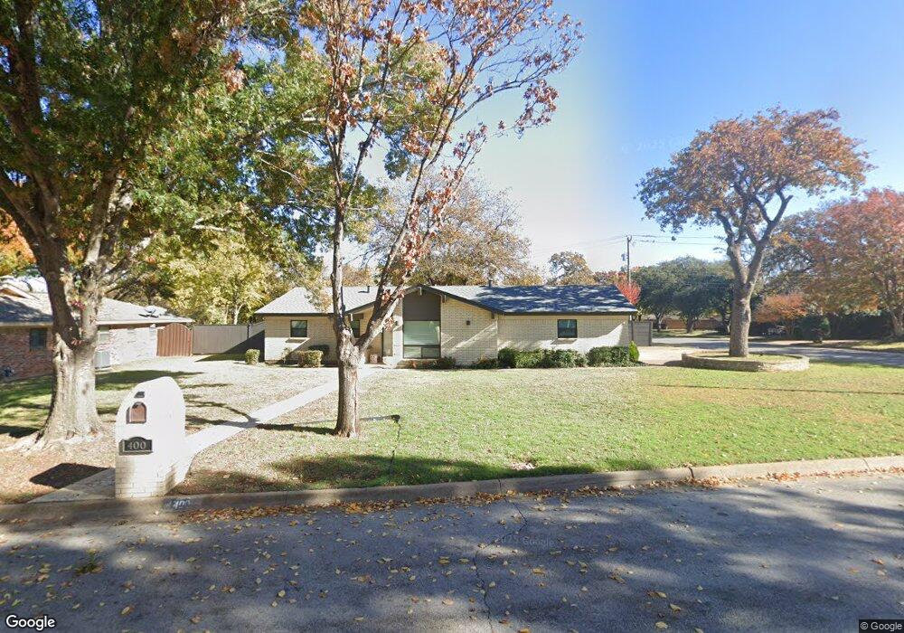 400 Sheppard Ct, Hurst, TX 76053 - photo 1