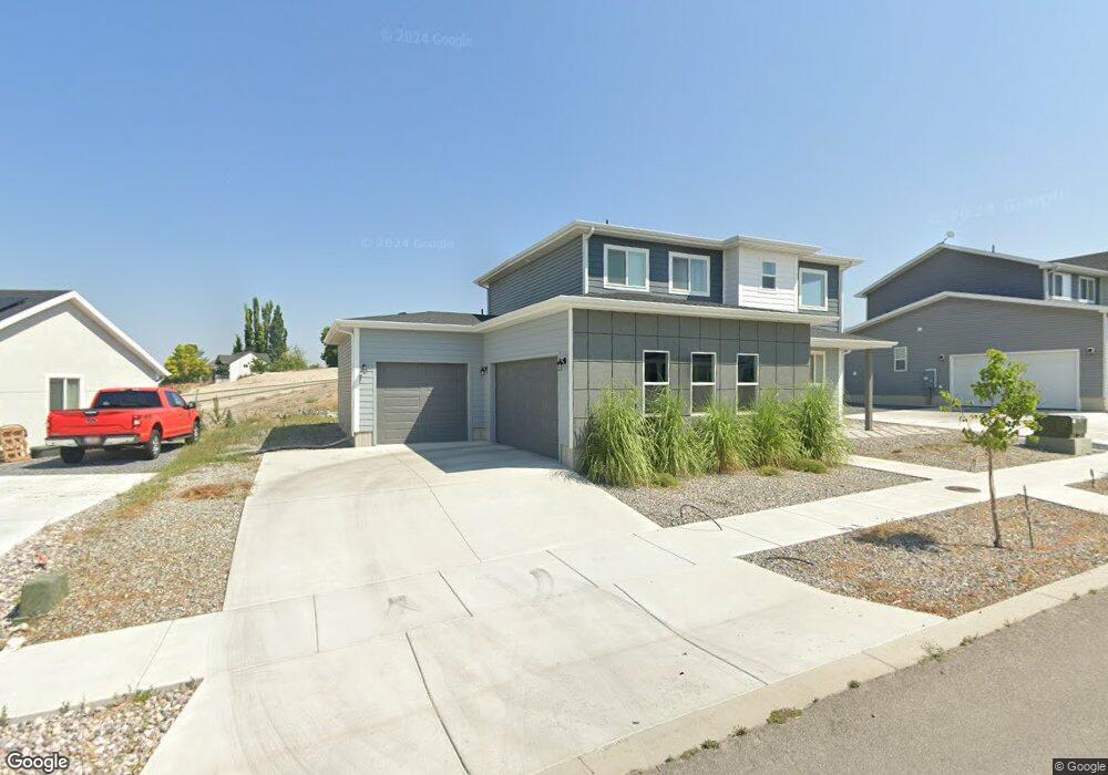 822 W 50 N unit 59, Hyrum, UT 84319 - photo 1