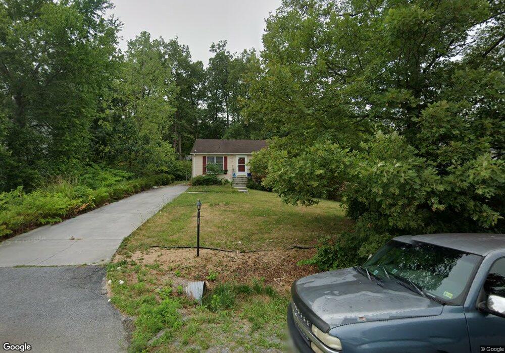 607 W Duck St, Front Royal, VA 22630 - photo 1