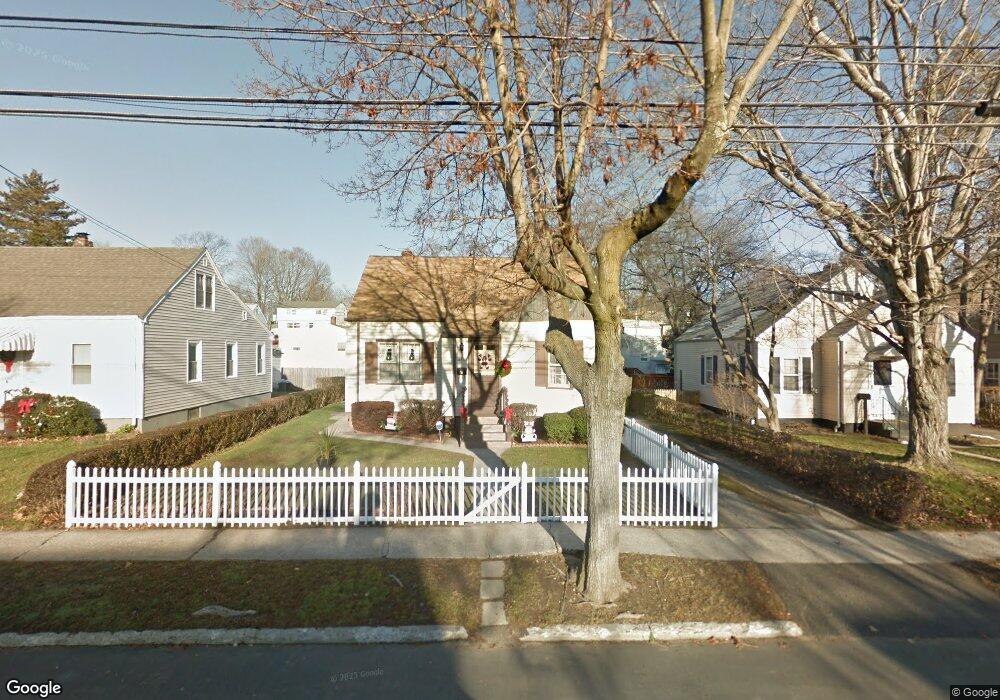 496 Burnsford Ave, Bridgeport, CT 06606 - photo 1