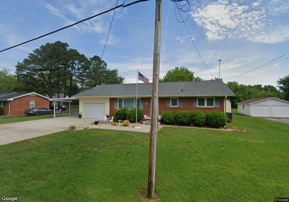 113 Whiteside St, Shelbyville, TN 37160 - photo 1