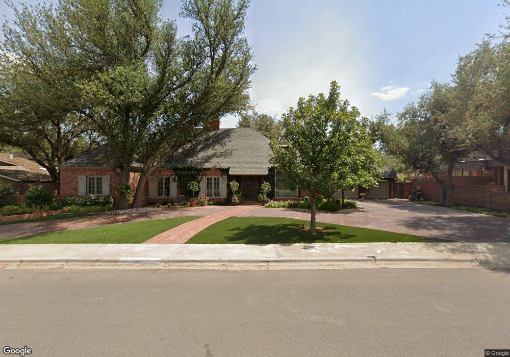 1211 Country Club Dr, Midland, TX 79701 - photo 1