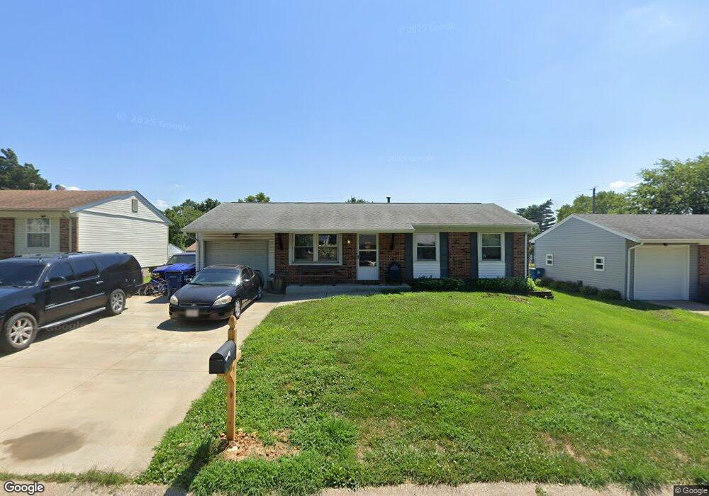 3337 Highgate Ln, Saint Charles, MO 63301 - photo 1