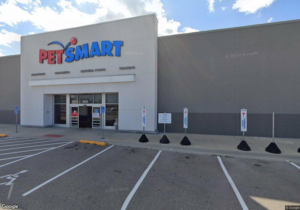 4325 Westdale Pkwy SW, Cedar Rapids, IA 52404 - photo 1