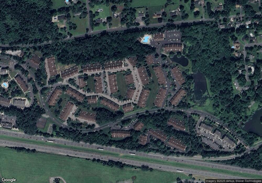 54 Overlook Dr unit 176F, Clinton, NJ 08809 - photo 1