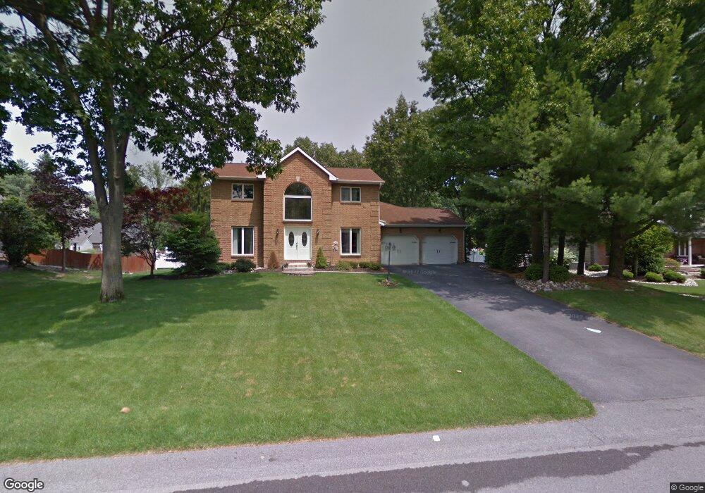 10 Brendan Ln, Schenectady, NY 12309 - photo 1