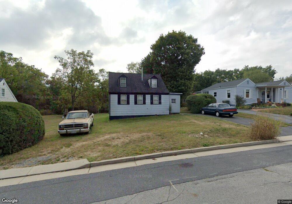 136 York Dr, Waynesboro, VA 22980 - photo 1