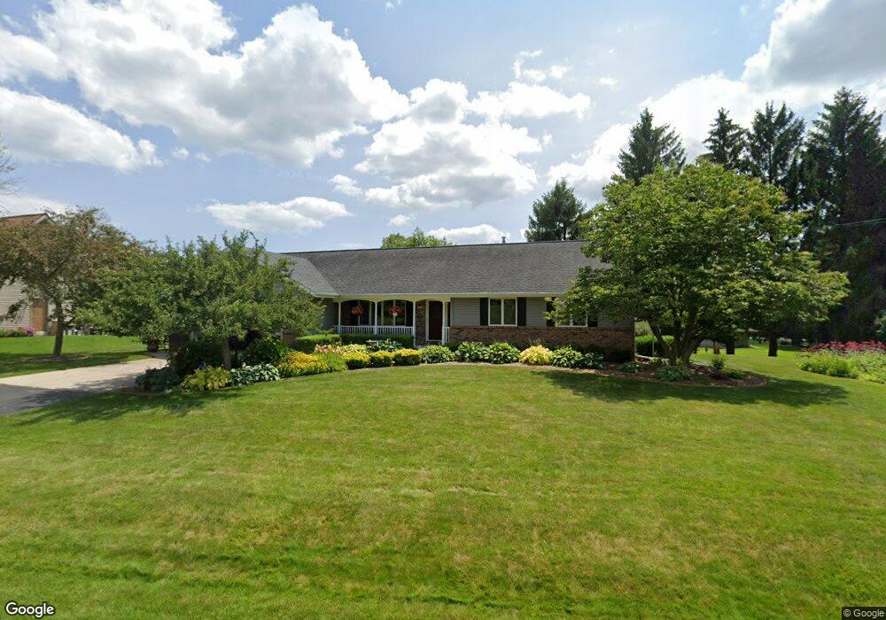 4564 Harvest Cir, Manitowoc, WI 54220 - photo 1