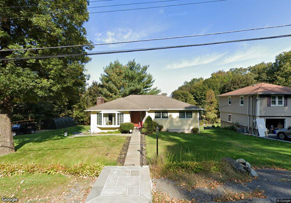 18 Armstrong St, Cortlandt Manor, NY 10567 - photo 1