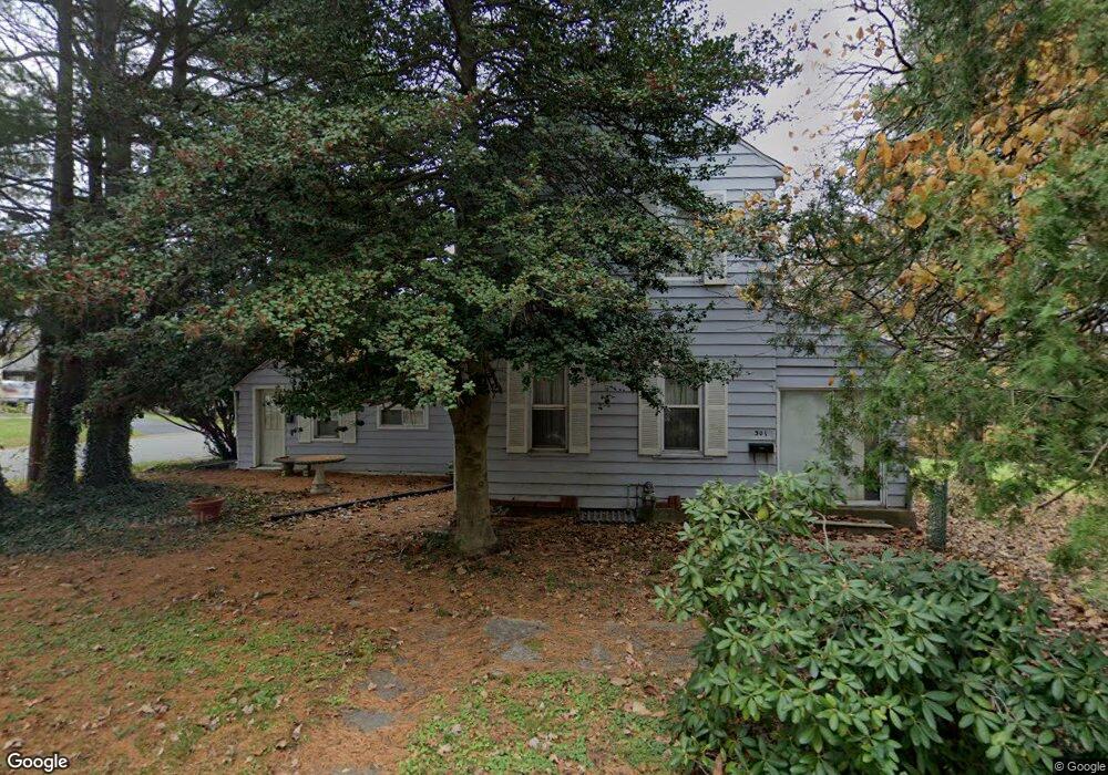 301 E Holly Oak Rd, Wilmington, DE 19809 - photo 1