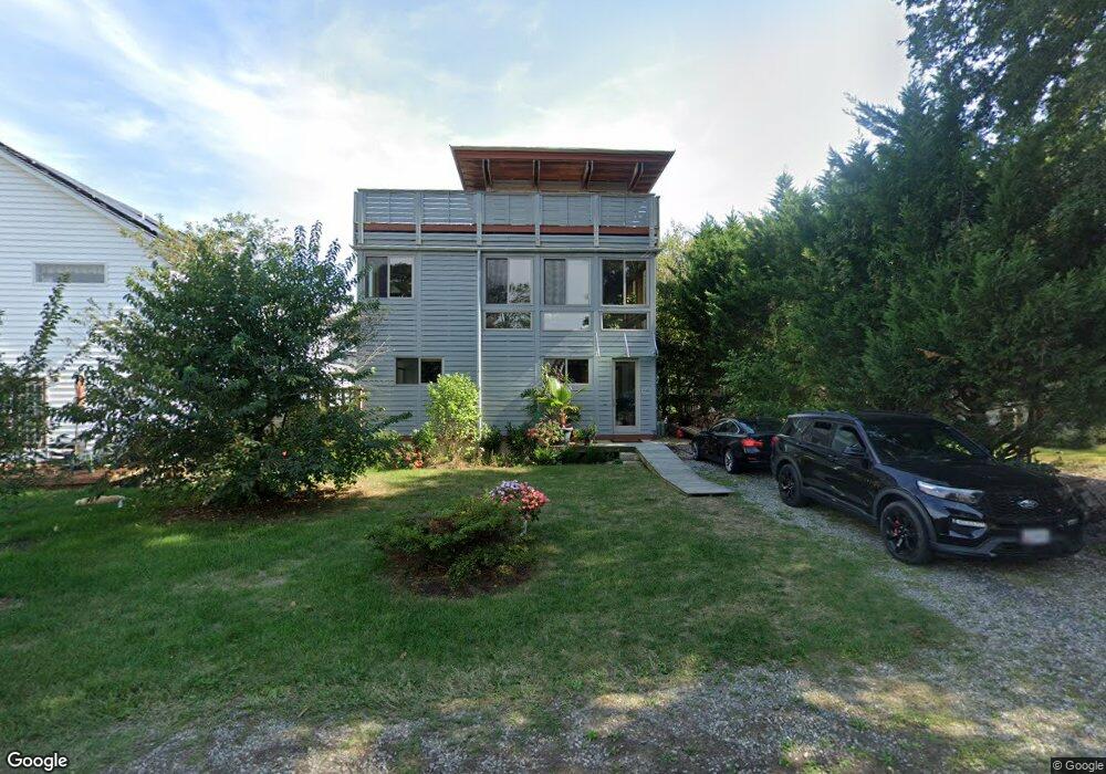 1636 Cliff Dr, Edgewater, MD 21037 - photo 1