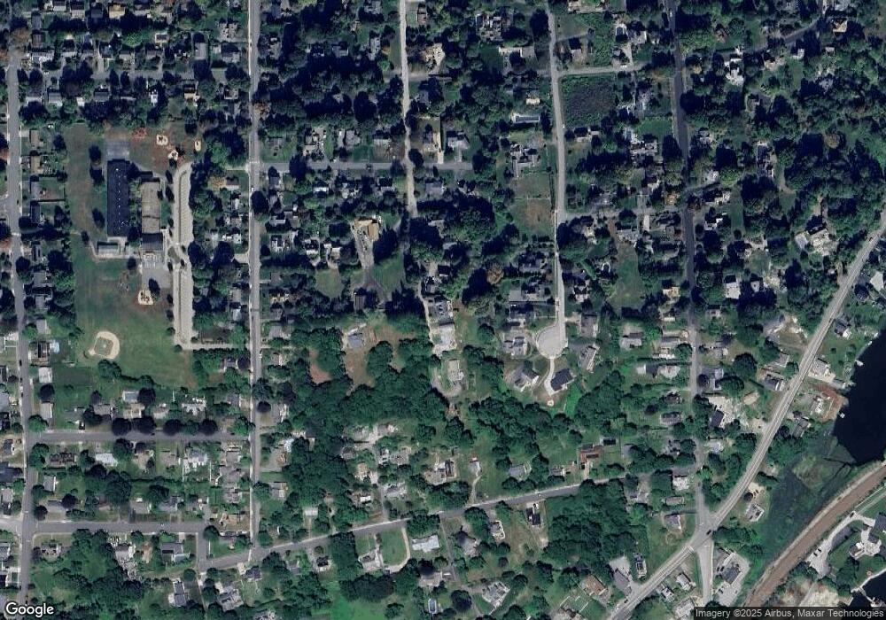 172 Bay View Ave, Mystic, CT 06355 - photo 1