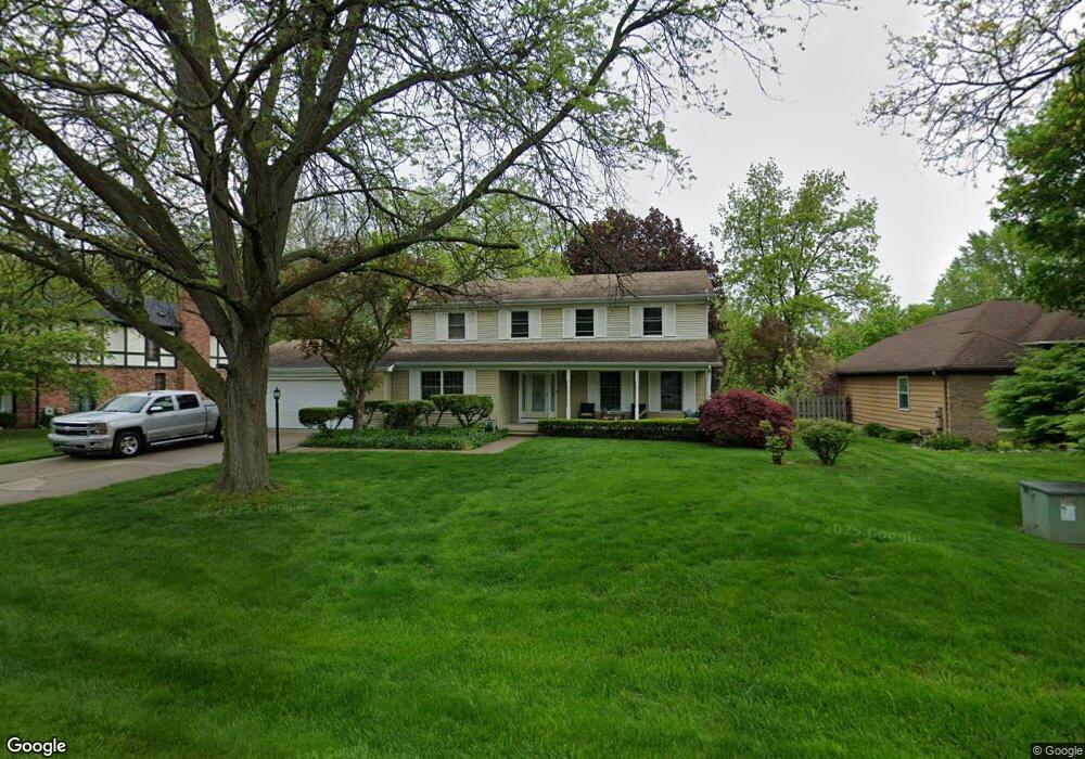 1300 Heatherwoode Rd, Flint, MI 48532 - photo 1