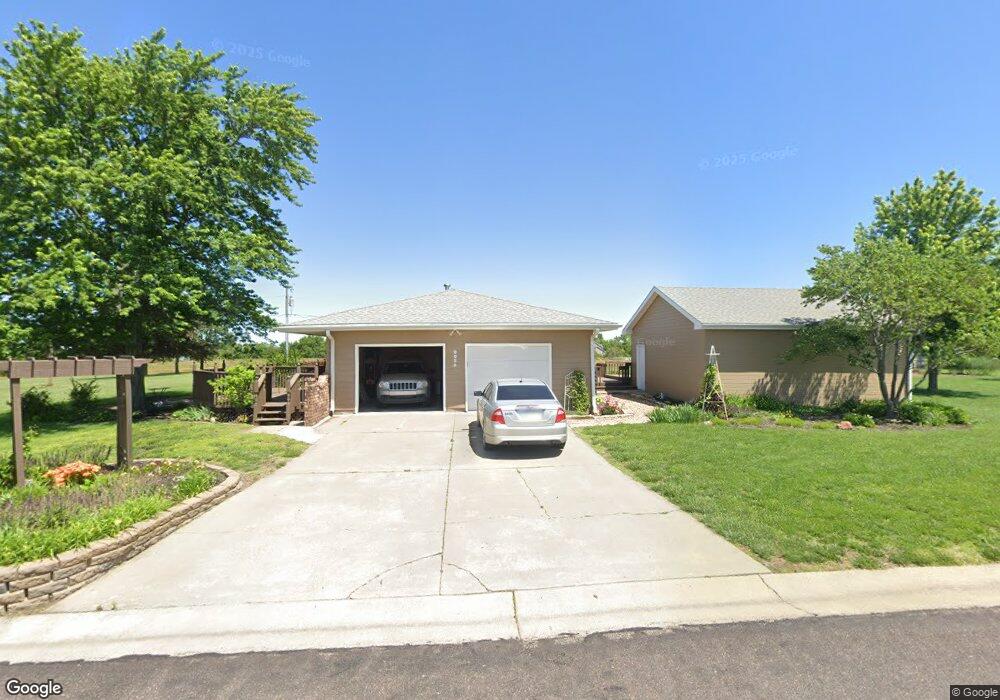 8620 SW 27th St, Topeka, KS 66614 - photo 1