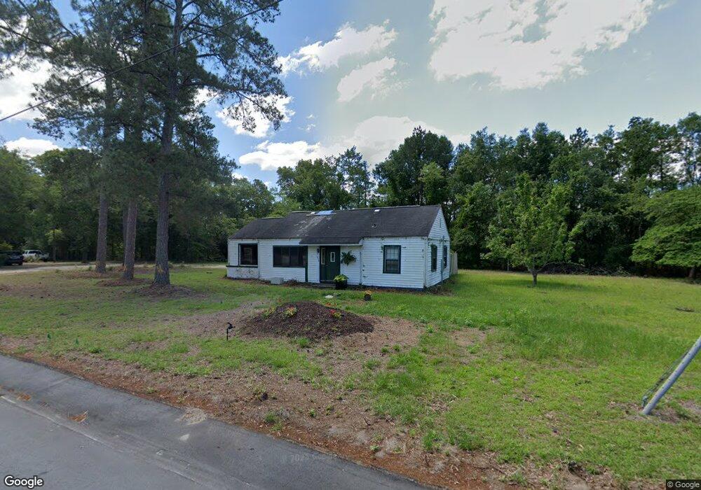 1436 Davis St, Camden, SC 29020 - photo 1