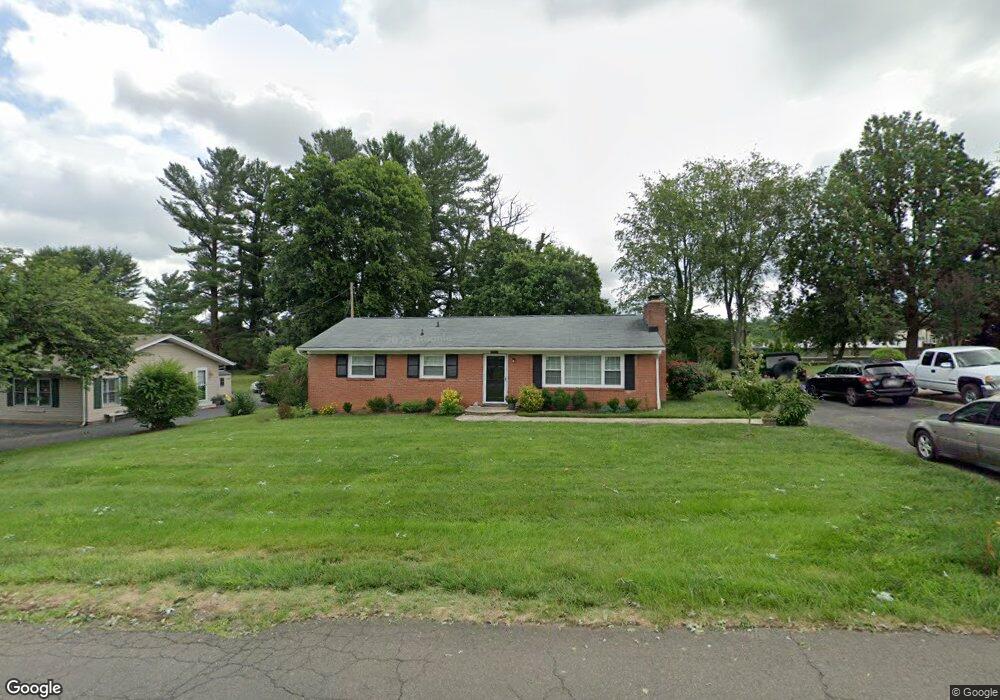 293 Norfolk Dr, Warrenton, VA 20186 - photo 1