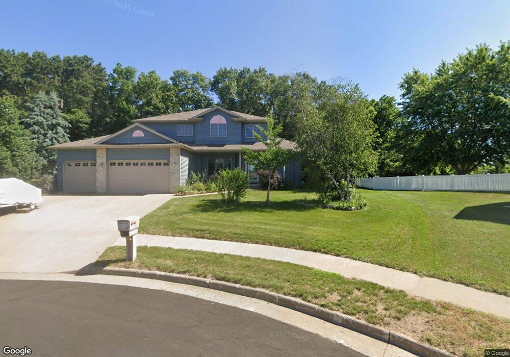 405 Hunter Ct, Holmen, WI 54636 - photo 1