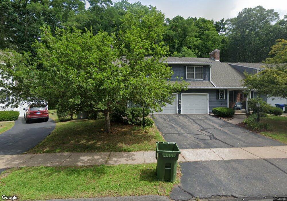 218 Eastwood Cir, Windsor, CT 06095 - photo 1