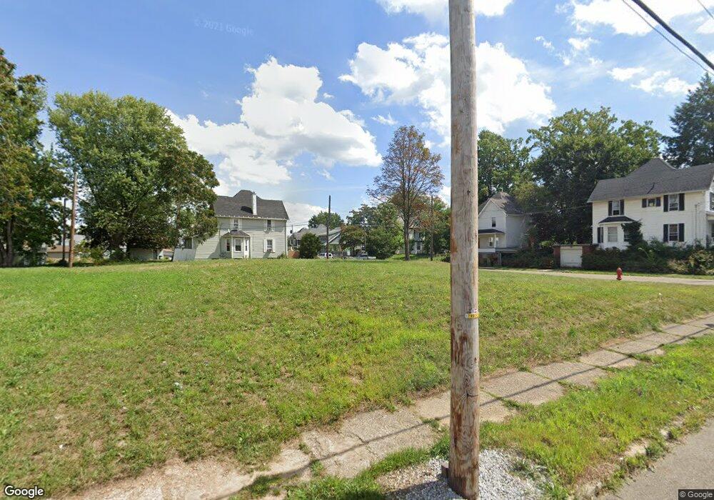 934 Shorb Ave NW, Canton, OH 44703 - photo 1