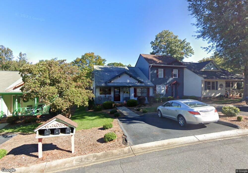 409 Windsor Ln, Statesville, NC 28677 - photo 1