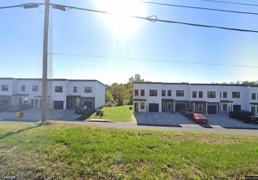 55 Dow St, Bunker Hill, WV 25413 - photo 1