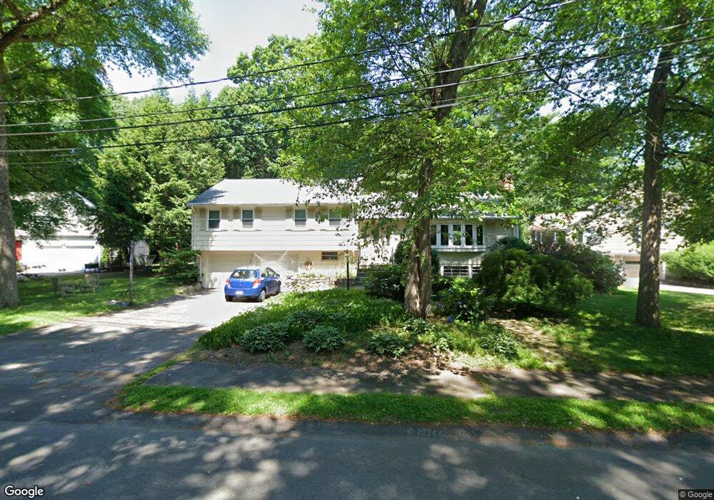 3 Ivy Cir, Wellesley, MA 02482 - photo 1