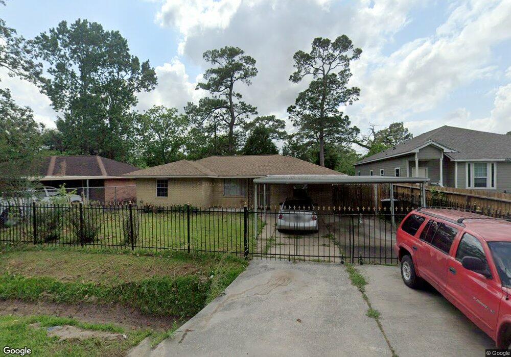10449 Castleton St, Houston, TX 77016 - photo 1