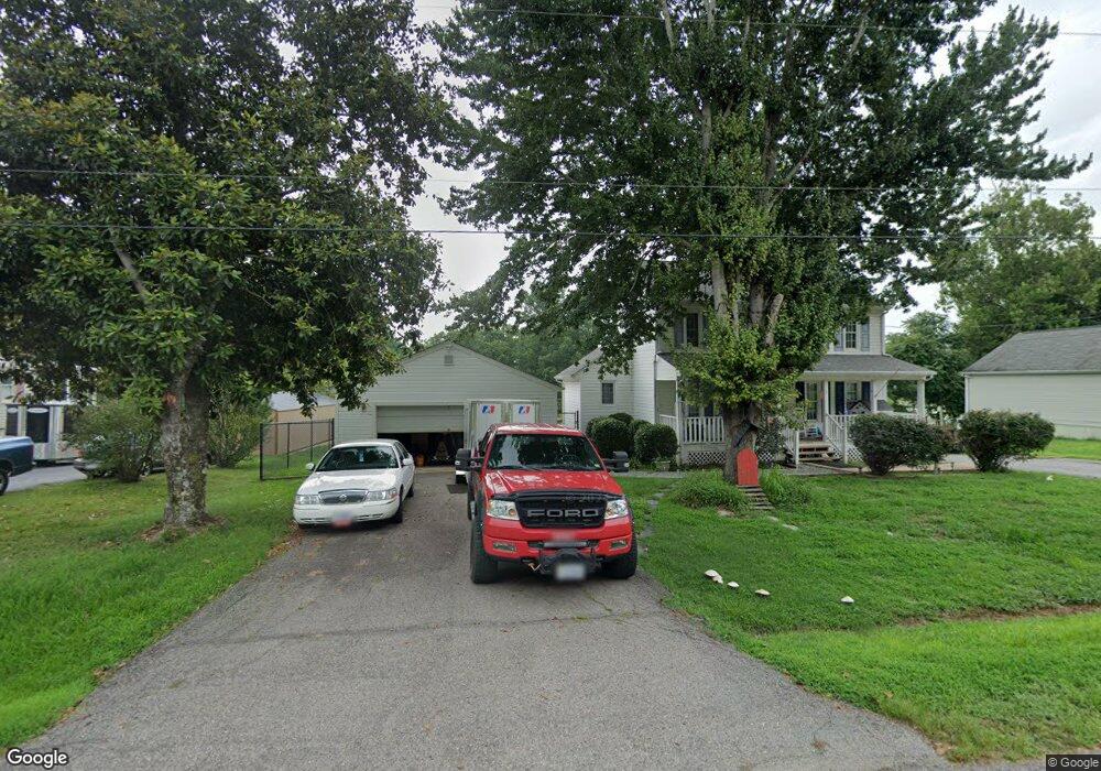 11004 Sassafras Dr, Hopewell, VA 23860 - photo 1