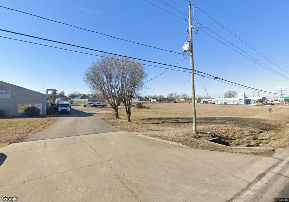 114 E New Hope Rd, Rogers, AR 72758 - photo 1