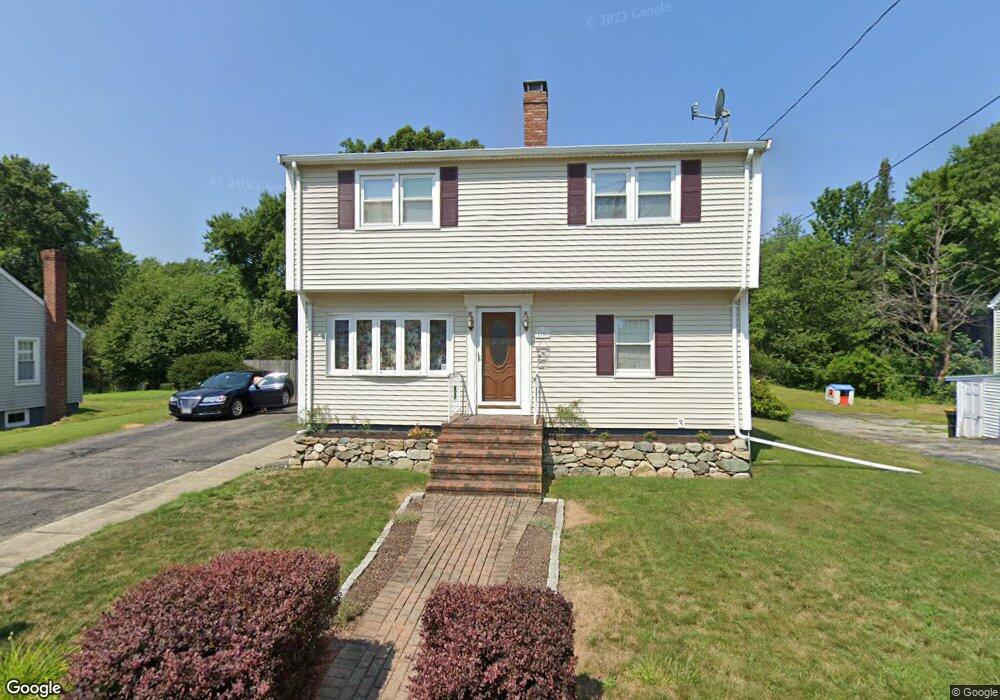 70 Pleasant St, Bellingham, MA 02019 - photo 1