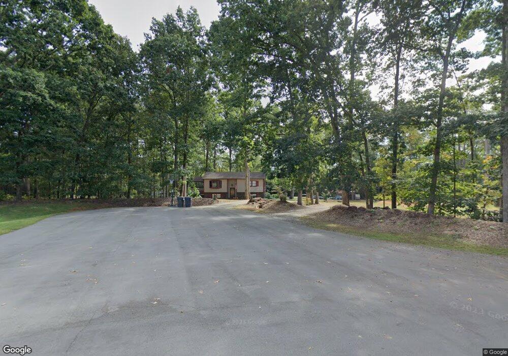 219 E Meadowview Dr, Statesville, NC 28625 - photo 1