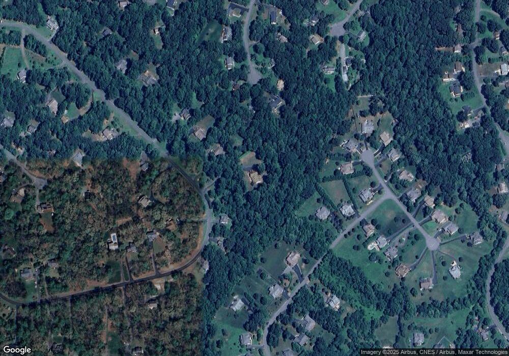 914 Carodon Dr, Ruckersville, VA 22968 - photo 1