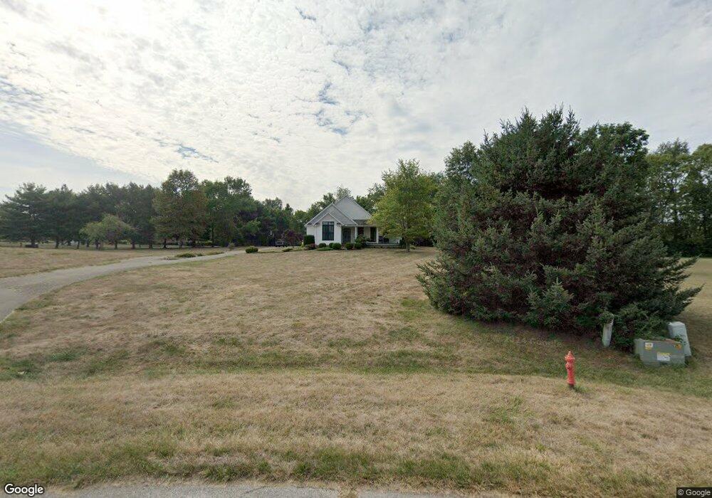 22570 Dogwood Ln, Circleville, OH 43113 - photo 1