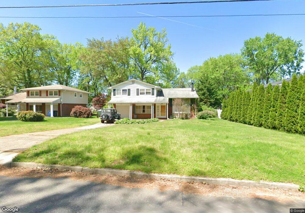 1704 Bushrod Rd, Alexandria, VA 22308 - photo 1