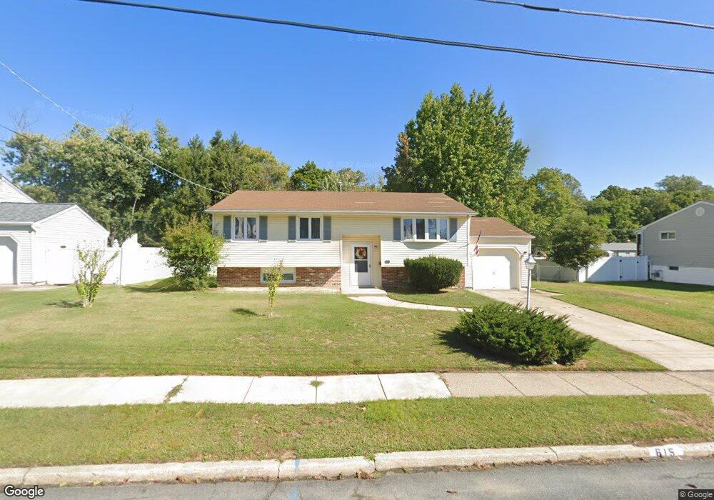 615 Hobart Dr, Clementon, NJ 08021 - photo 1