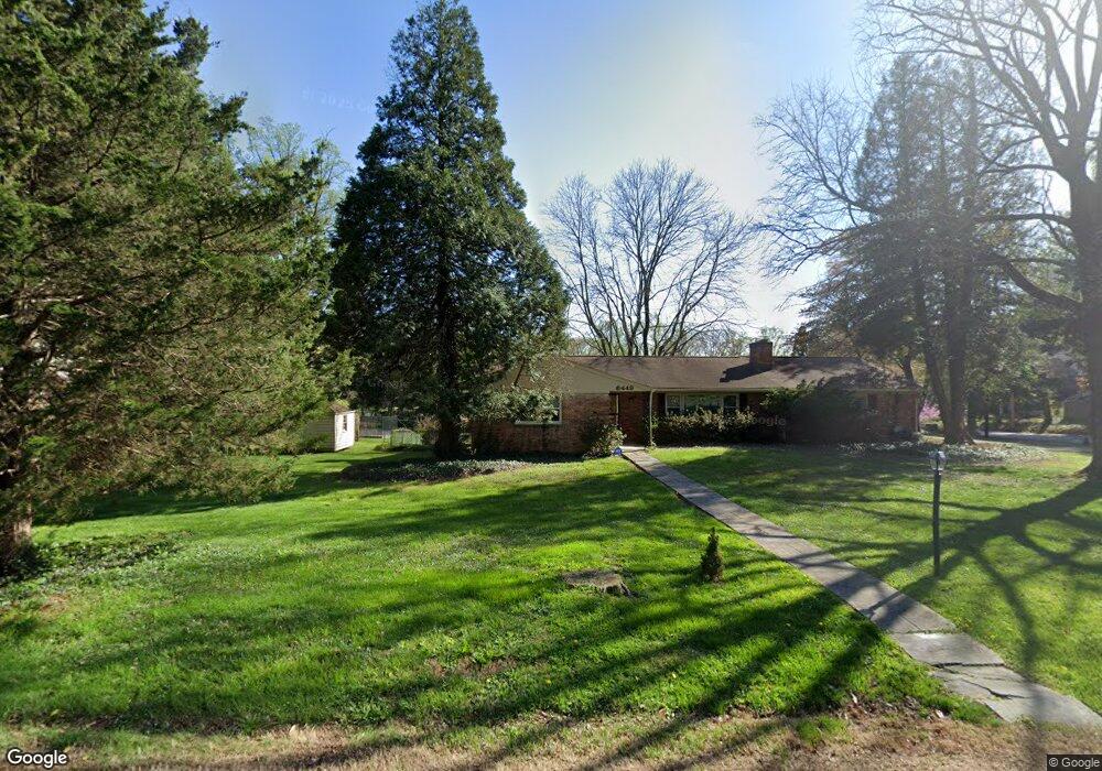 6449 Walters Woods Dr, Falls Church, VA 22044 - photo 1