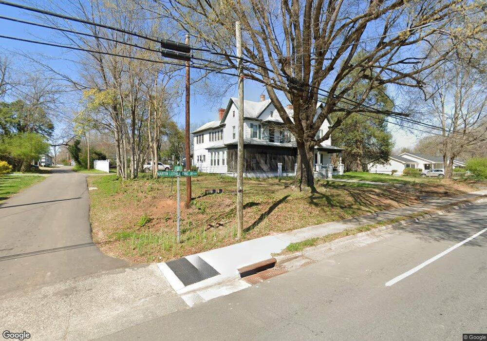 321 M l King jr Blvd, Siler City, NC 27344 - photo 1