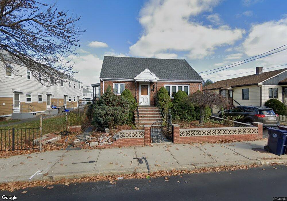 109 Bryant St, Everett, MA 02149 - photo 1