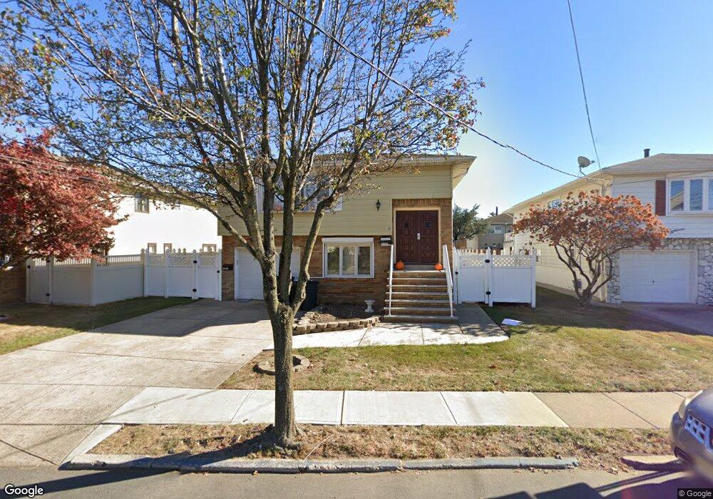 1022 Koelle Blvd, Secaucus, NJ 07094 - photo 1