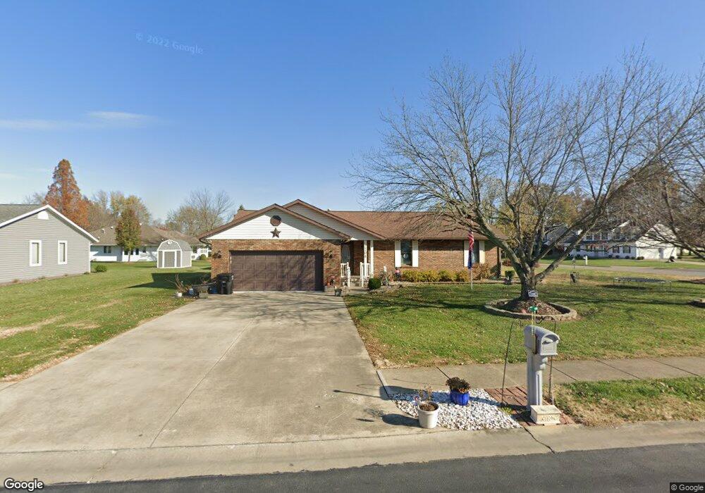 2708 S 4th St, Effingham, IL 62401 - photo 1