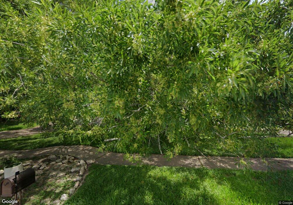 7650 Streamside Dr, Houston, TX 77088 - photo 1