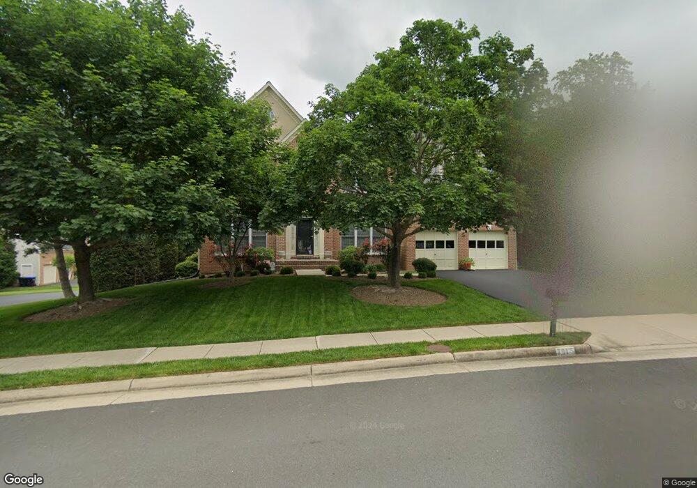 7915 Bressingham Dr, Fairfax Station, VA 22039 - photo 1