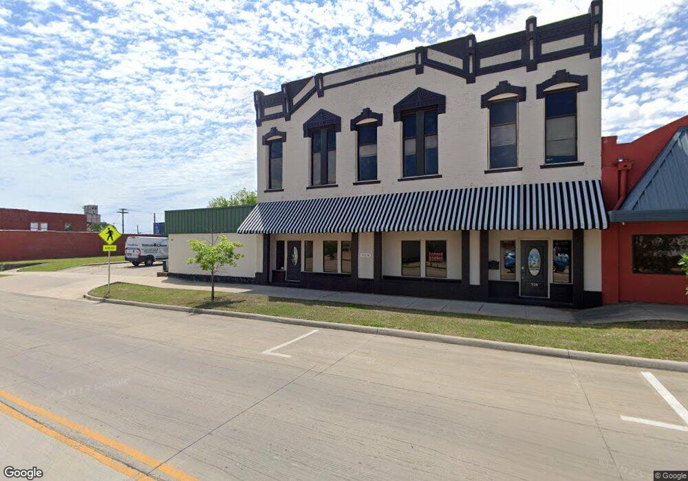 316 W Chestnut St, Denison, TX 75020 - photo 1