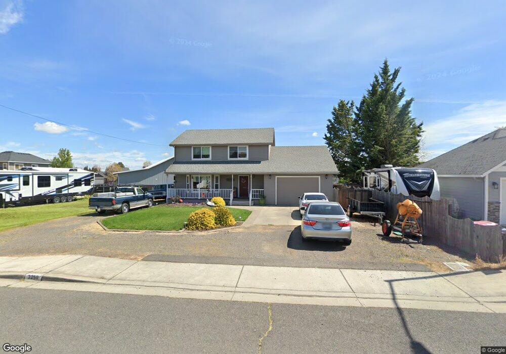 3250 Snowy Butte Ln, Central Point, OR 97502 - photo 1