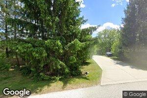 W339S4358 Deerpark Dr, Dousman, WI 53118
