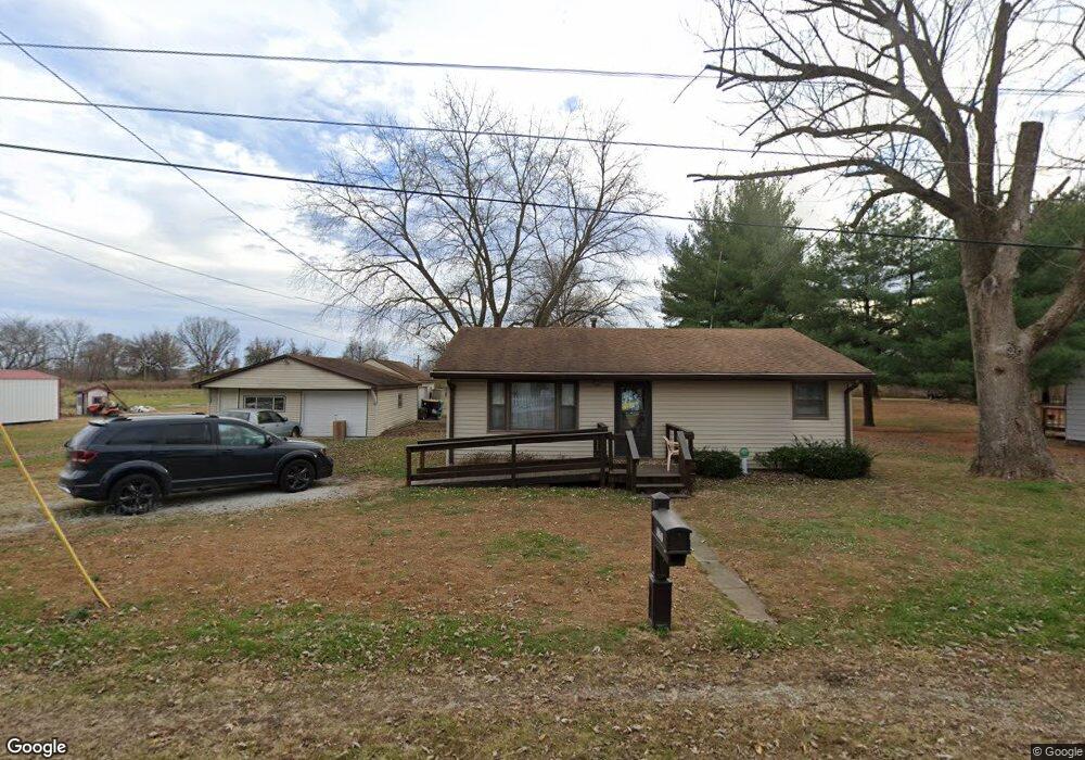 1212 King Ave, Seymour, IN 47274 - photo 1